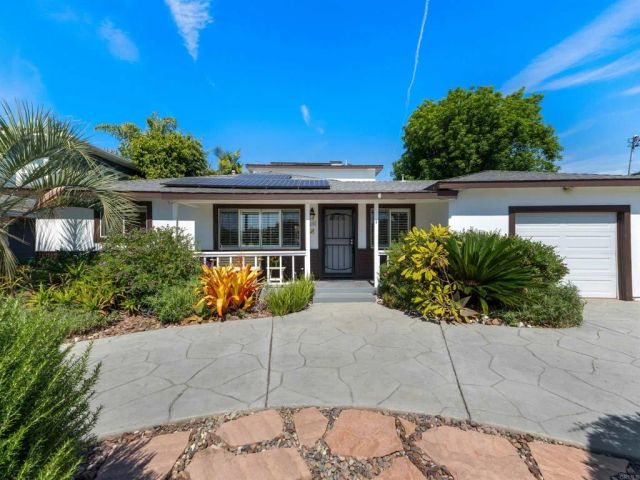 1220 Morse Street, Oceanside, CA 92054