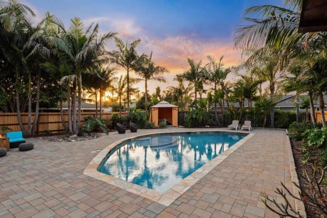 1220 Morse Street, Oceanside, CA 92054