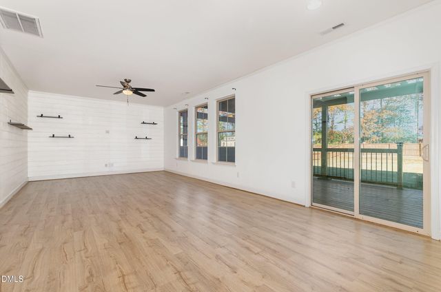 937 Golden Plum Lane, Zebulon, NC 27597