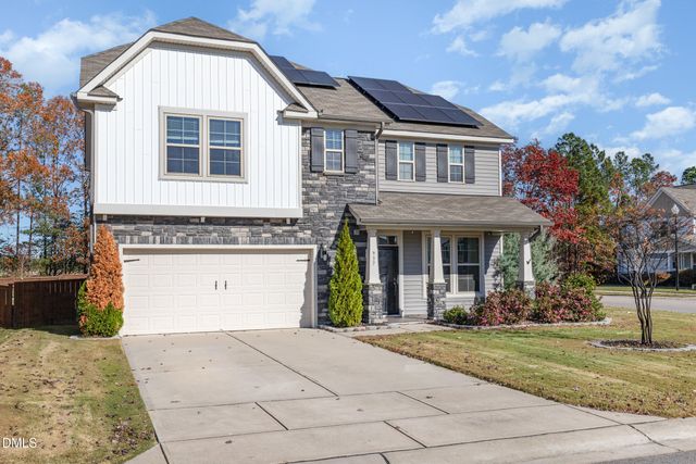 937 Golden Plum Lane, Zebulon, NC 27597