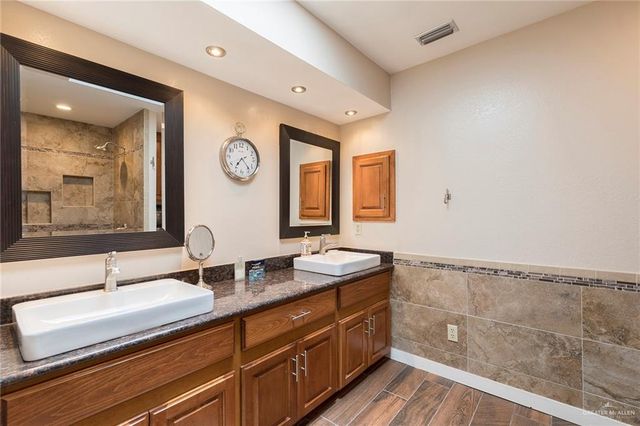 305 Toronto Avenue, Mcallen, TX 78503