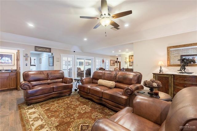 305 Toronto Avenue, Mcallen, TX 78503