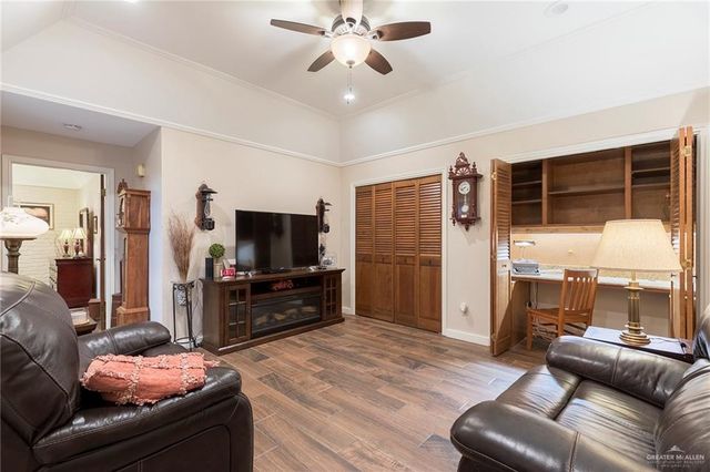 305 Toronto Avenue, Mcallen, TX 78503