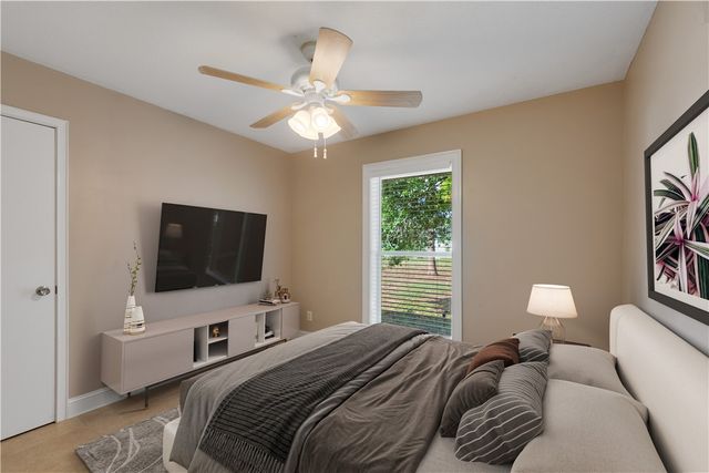 3446 1st Street, Vero Beach, FL 32968