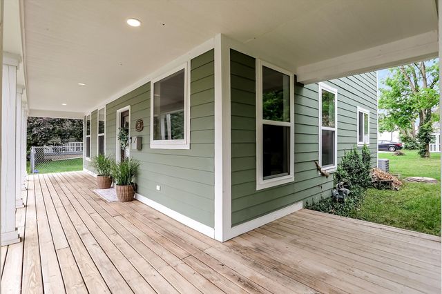 56 E Main Street, Greenwood, IN 46143