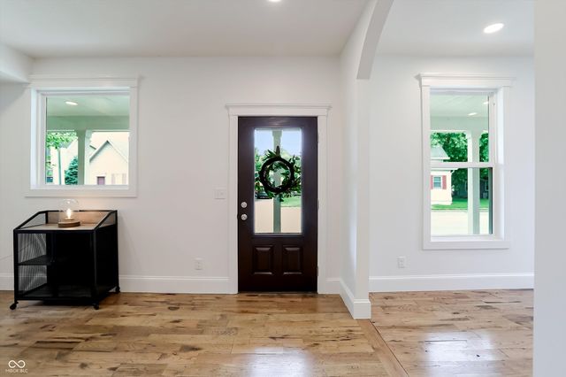 56 E Main Street, Greenwood, IN 46143