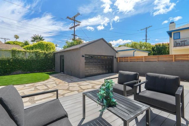 3660 Purdue Ave, Los Angeles, CA 90066