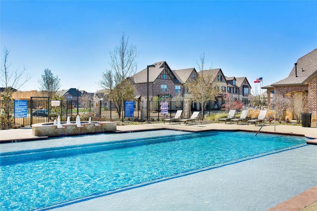 4642 Rhett Lane B, Carrollton, TX 75010