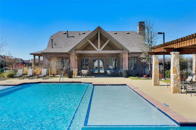 4642 Rhett Lane B, Carrollton, TX 75010