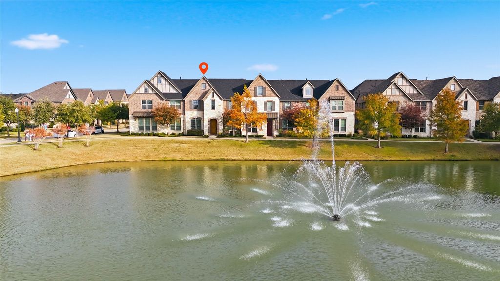 4642 Rhett Lane B, Carrollton, TX 75010