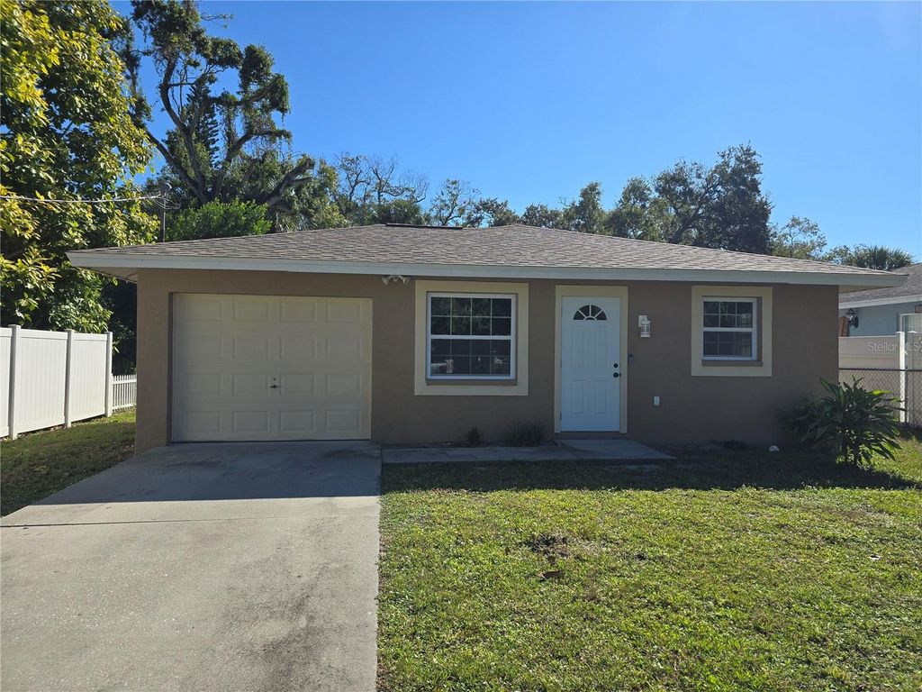 1215 6TH STREET W, Bradenton, FL 34205