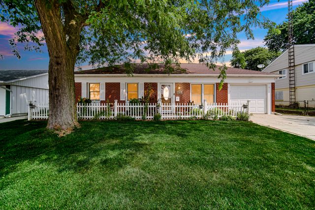724 Union Avenue, Romeoville, IL 60446
