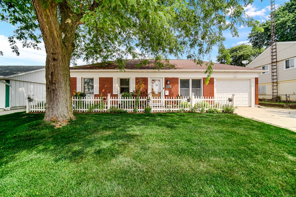 724 Union Avenue, Romeoville, IL 60446