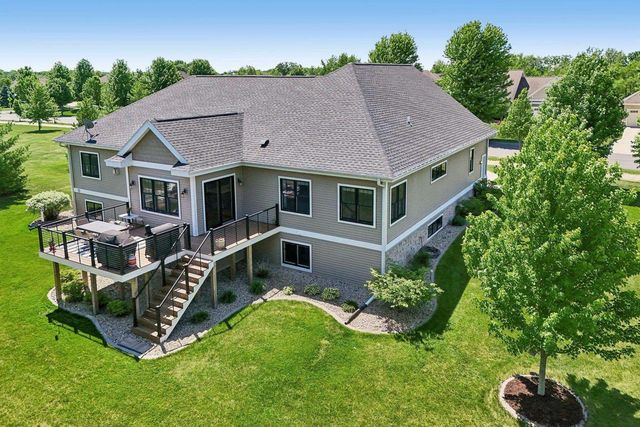 2113 Peaceful Valley Parkway, Waunakee, WI 53597