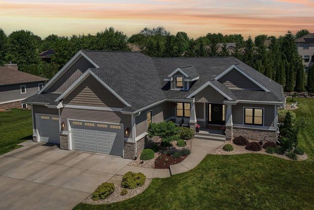 2113 Peaceful Valley Parkway, Waunakee, WI 53597