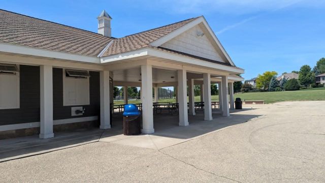 2113 Peaceful Valley Parkway, Waunakee, WI 53597