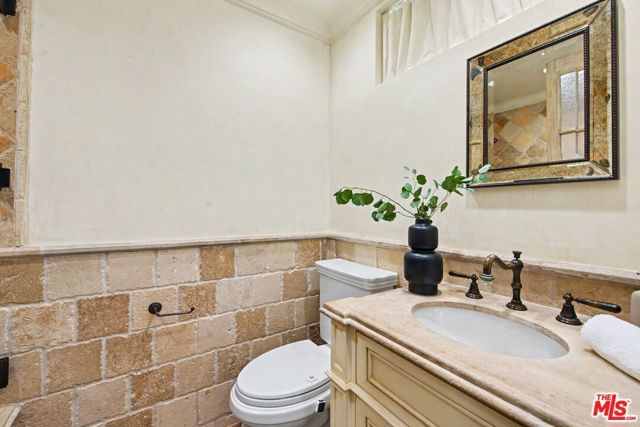 2408 34th Street 4, Santa Monica, CA 90405