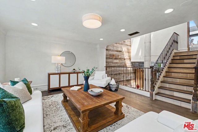 2408 34th Street 4, Santa Monica, CA 90405