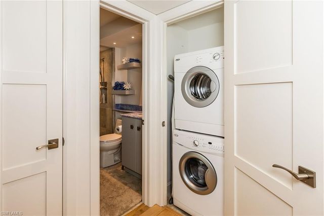 2203 Gulf Shore BLVD N E1, Naples, FL 34102