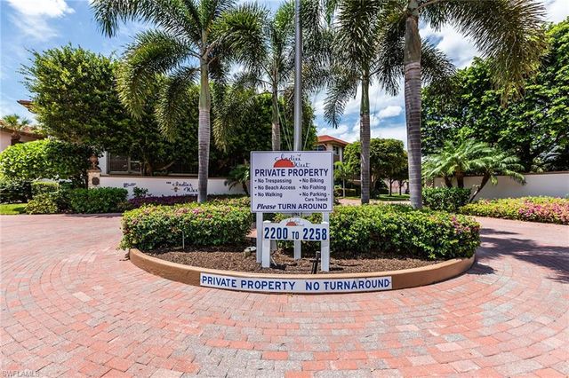 2203 Gulf Shore BLVD N E1, Naples, FL 34102