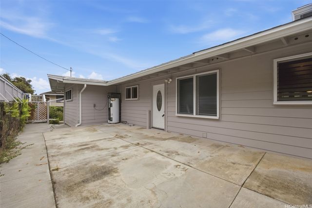 920 Leighton Street, Honolulu, HI 96821