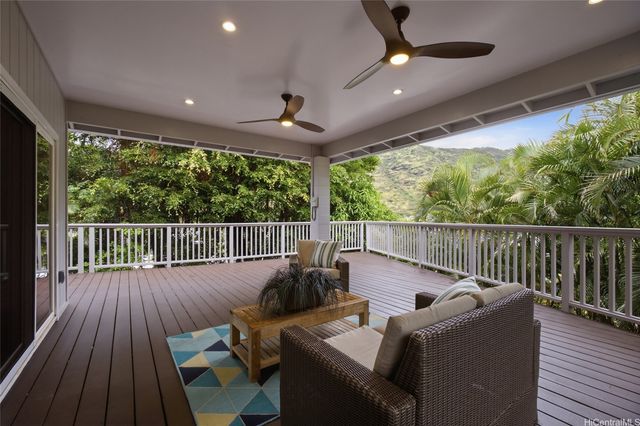 920 Leighton Street, Honolulu, HI 96821