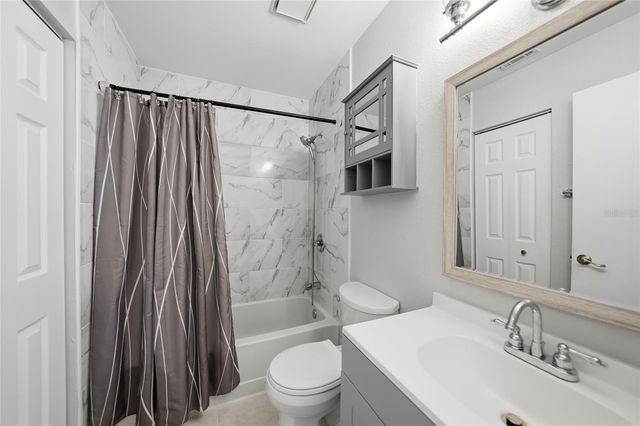 18970 MCGRATH CIRCLE, Port Charlotte, FL 33948