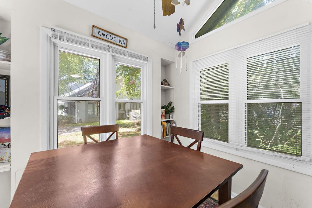 Image 14 of property listing at 105 Chattum Court, Summerville, SC 29485