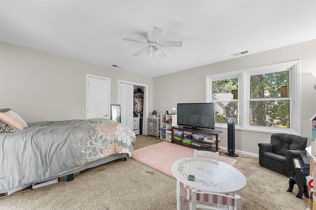 Image 23 of property listing at 105 Chattum Court, Summerville, SC 29485