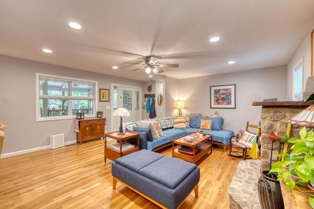 286 Walnut Lane, Blue Ridge, GA 30513