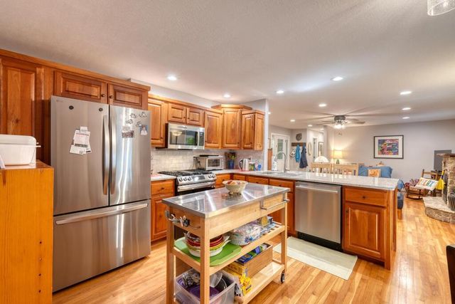 286 Walnut Lane, Blue Ridge, GA 30513
