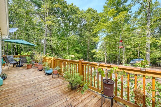 286 Walnut Lane, Blue Ridge, GA 30513