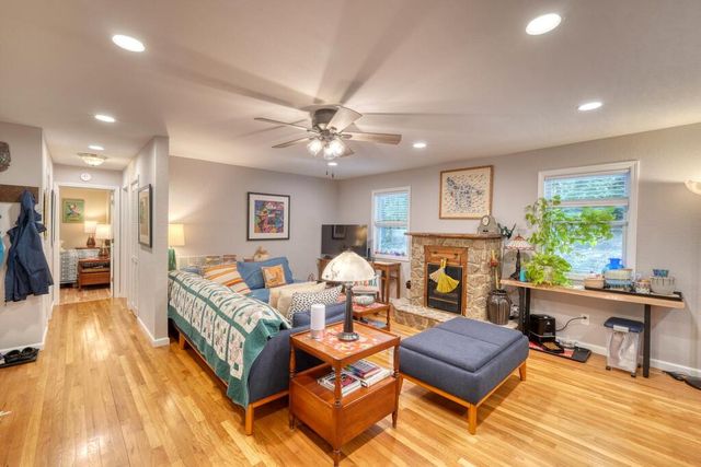 286 Walnut Lane, Blue Ridge, GA 30513