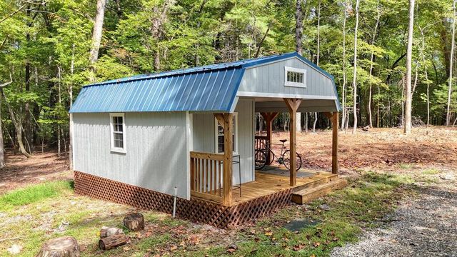 286 Walnut Lane, Blue Ridge, GA 30513