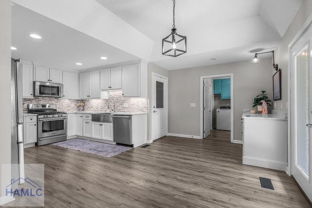 1154 River Drive, Darien, GA 31305