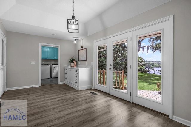1154 River Drive, Darien, GA 31305