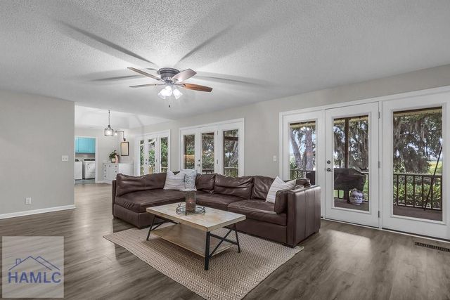 1154 River Drive, Darien, GA 31305