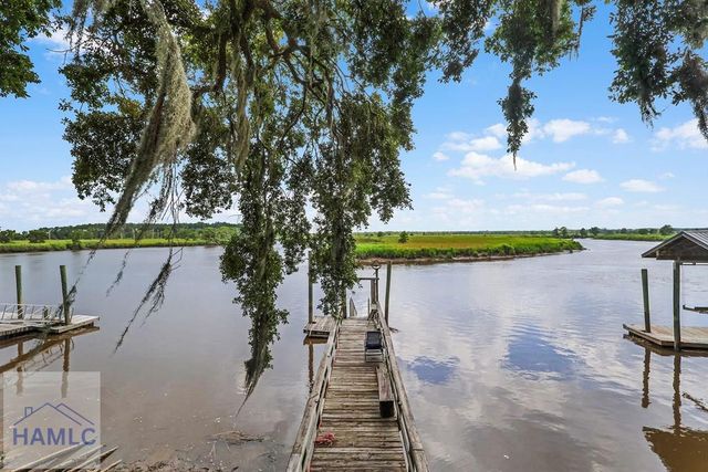 1154 River Drive, Darien, GA 31305