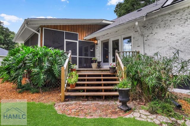 1154 River Drive, Darien, GA 31305