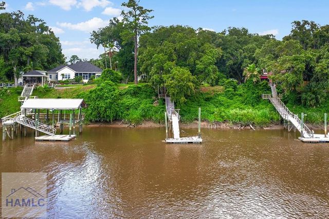 1154 River Drive, Darien, GA 31305