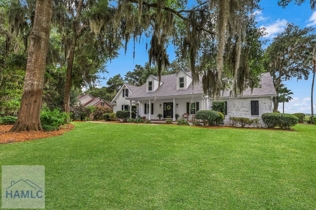 1154 River Drive, Darien, GA 31305