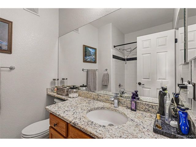8952 Fox Dr 7-201, Thornton, CO 80260