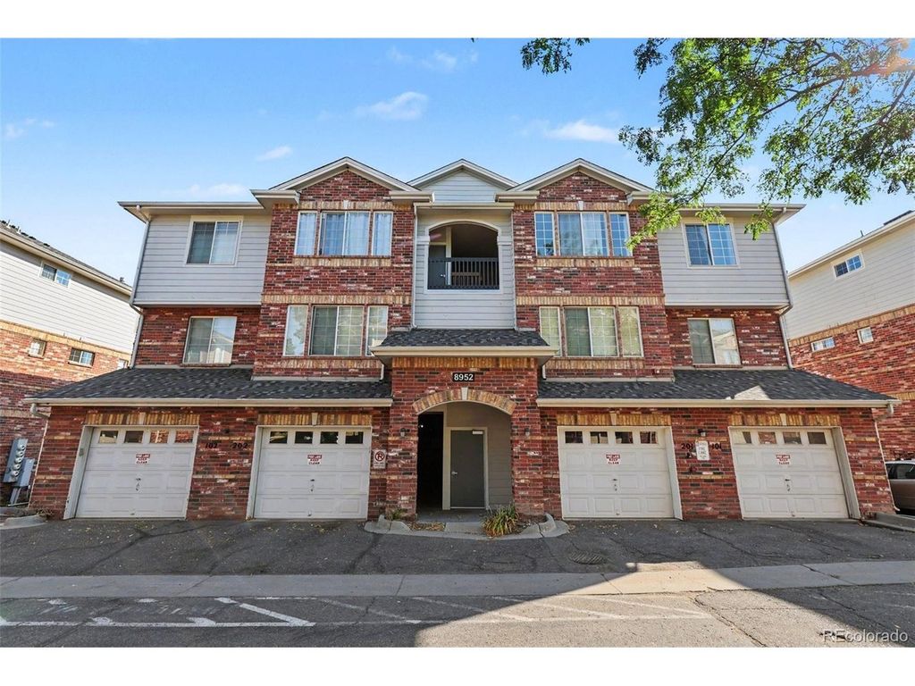 8952 Fox Dr 7-201, Thornton, CO 80260