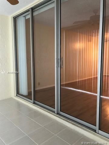 1911 Sabal Palm Drive 104, Davie, FL 33324