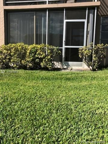 1911 Sabal Palm Drive 104, Davie, FL 33324