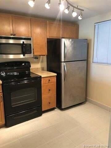 1911 Sabal Palm Drive 104, Davie, FL 33324