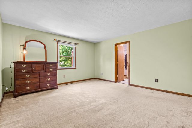 6099 Tosha Drive, Burlington, KY 41005