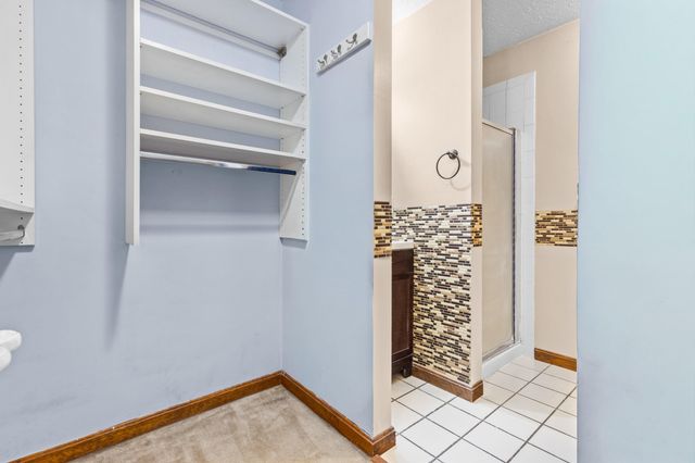 6099 Tosha Drive, Burlington, KY 41005