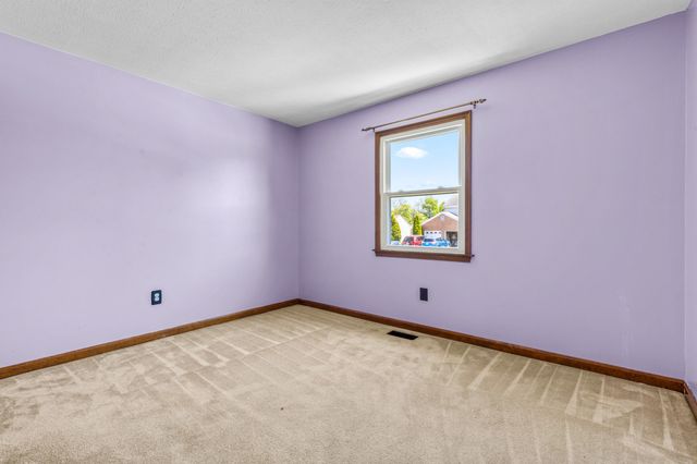 6099 Tosha Drive, Burlington, KY 41005