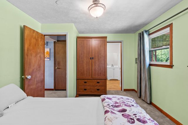 6099 Tosha Drive, Burlington, KY 41005